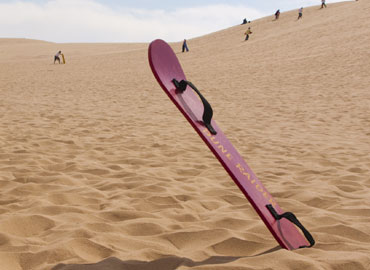 Dubai Sandboarding